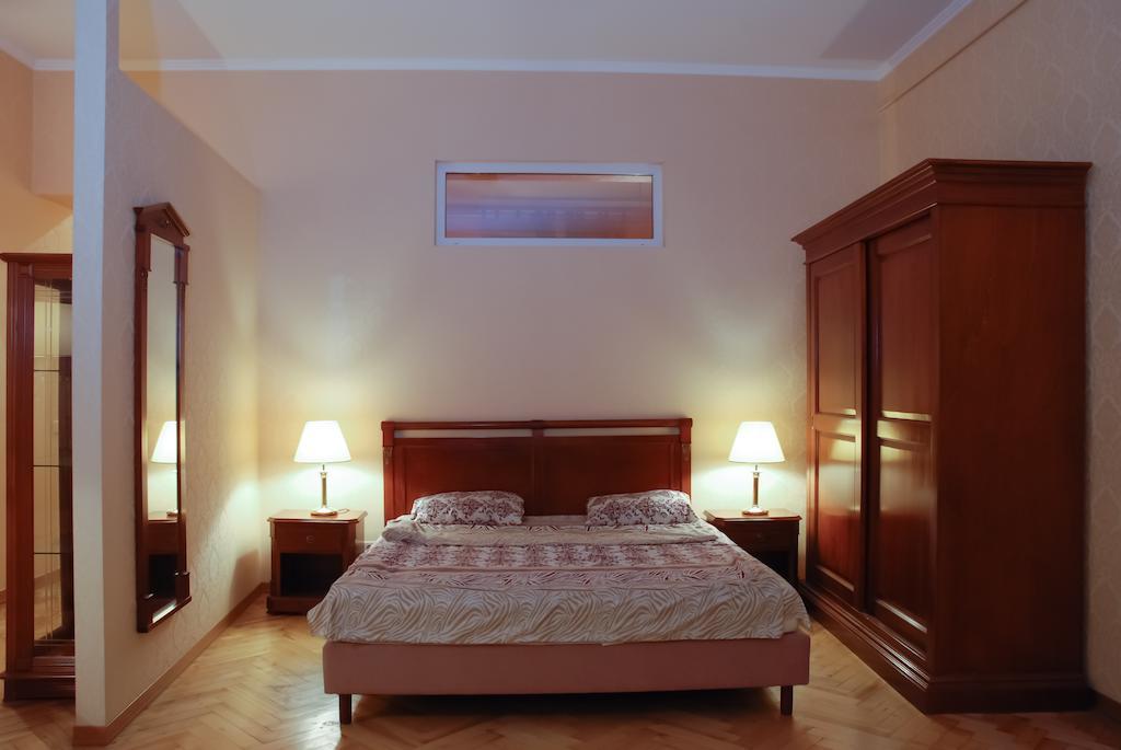 Central Apartments Львов Номер фото