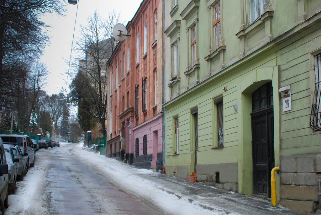 Central Apartments Львов Экстерьер фото